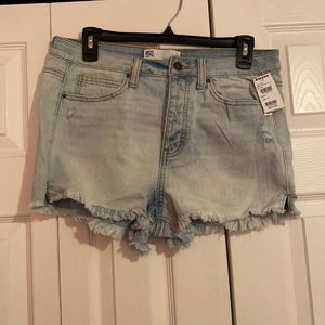 Size 9 Tilly’s High-Waisted Vintage Jean Shorts
